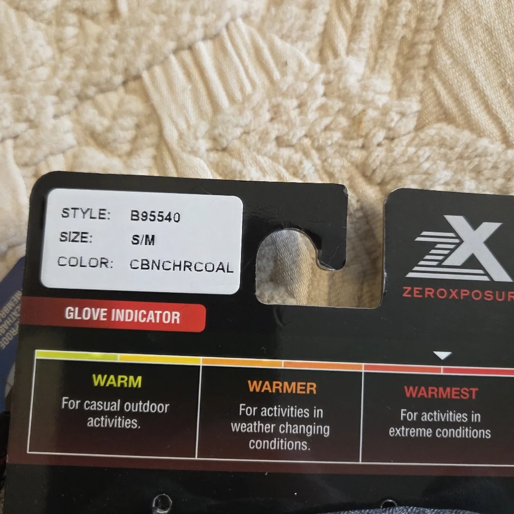 ZeroXposur Size Small-Medium Gray Insulated Winter Gloves Heat Warmer Pocket NWT